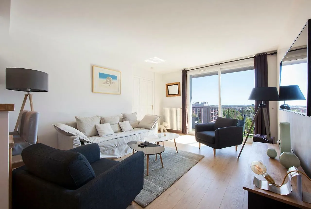 T4 Refait A Neuf Rennes, 3 Ch. Parking, 2 Balcons. Apartment