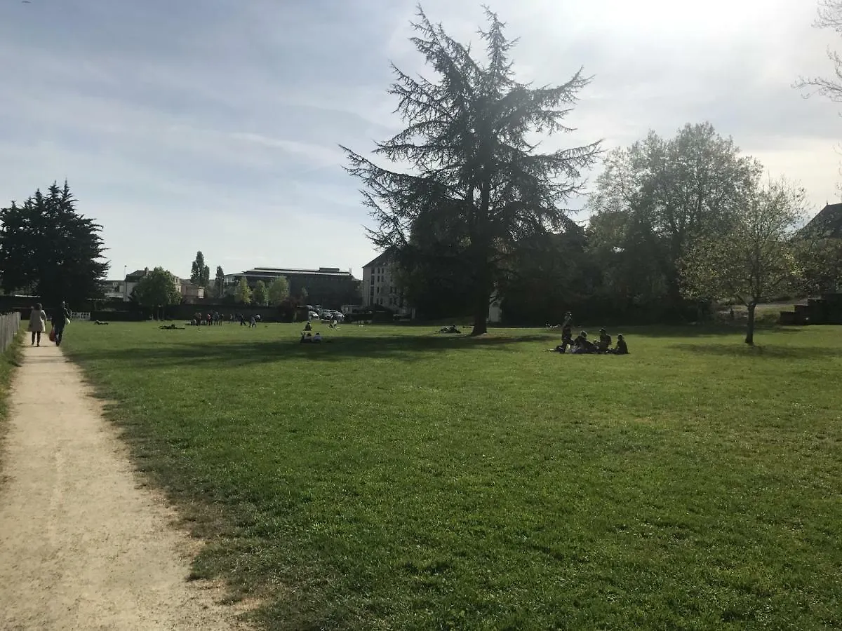 T4 Refait A Neuf Rennes, 3 Ch. Parking, 2 Balcons. Apartment  Rennes